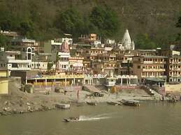 Hotel Devbhoomi Inn