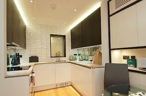 Superior St Christophers Place