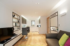 Superior St Christophers Place