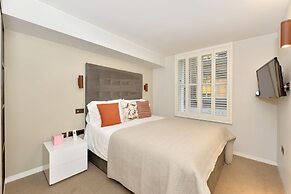 Superior St Christophers Place