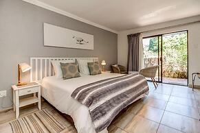 Sitatunga Guest Lodge & Transfers