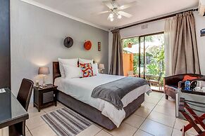 Sitatunga Guest Lodge & Transfers