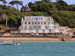 Beachside Apartment On The Beach