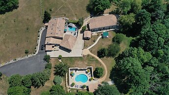 Domaine de Brise Bois - Chambres & Gîtes