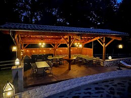Domaine de Brise Bois - Chambres & Gîtes