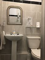 Glenheath Hotel