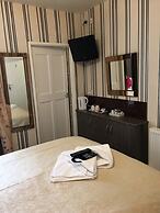 Glenheath Hotel