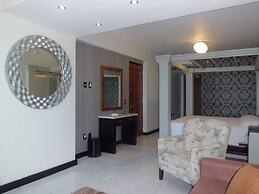 Condo Royal 605