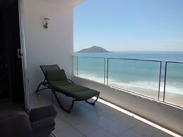 Condo Royal 605