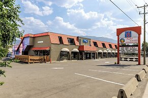 Motel 6 Merritt BC