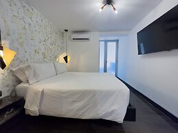 Provenza Lofts