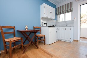 Zorbas Volissos Apartments Chios