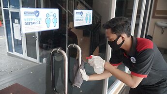 RedDoorz Plus @ Thamrin