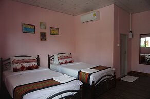 Bann Kwanlada Hotel