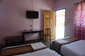 Bann Kwanlada Hotel