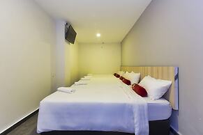 Simms Garden Hotel