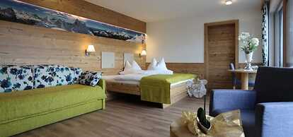 Molaris Lodge