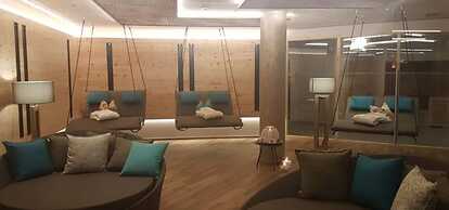 Molaris Lodge