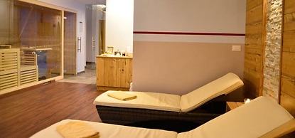 Molaris Lodge