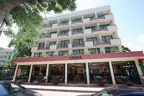 Tanya Hotel