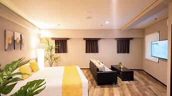 Rycom Crystal Hotel