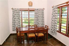 Simba Oryx Beach Cottages
