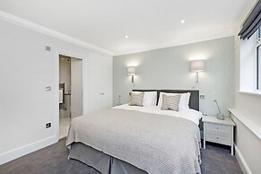 Queensgate Court