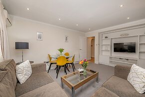 Queensgate Court