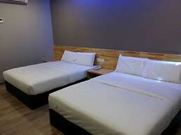 Hotel Suria 18