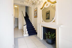 17 Hertford Street