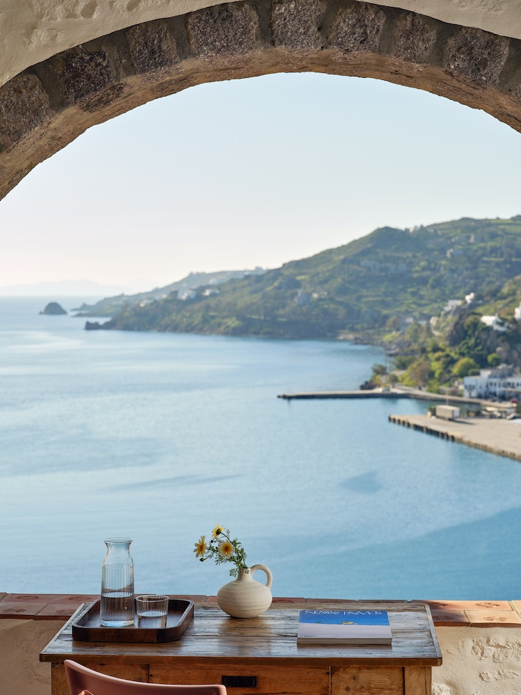 Patmos Eye Boutique Hotel & Villas