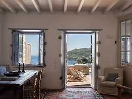 Patmos Eye Boutique Hotel & Villas
