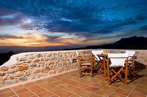 Arapakis Historic Castle