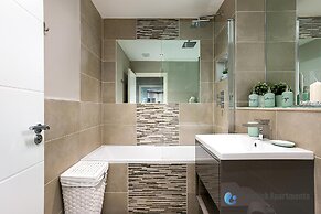 Green Diamond by Creatick Apartments