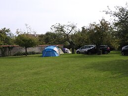 Fontaineblhostel
