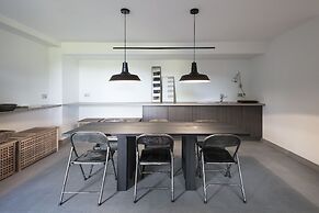 Suite & Pool Como