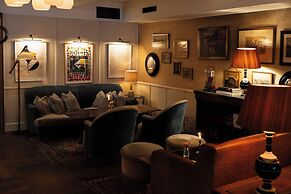 Hotel Sanders