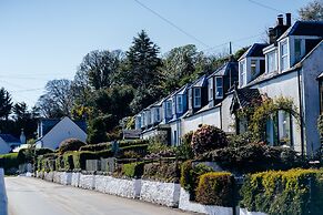 Corrie Hotel