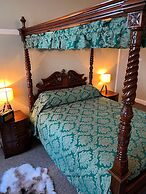 Corrie Hotel