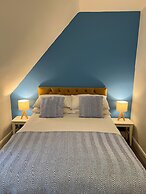 Corrie Hotel