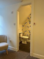 Corrie Hotel