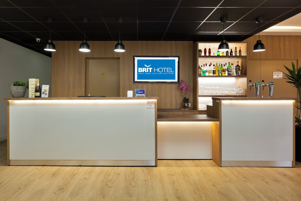 Brit Hotel Confort Amiens