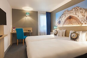 Brit Hotel Confort Amiens