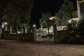Corfu Room