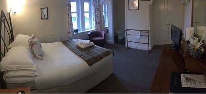 Loch Shiel Hotel
