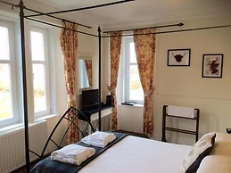 Loch Shiel Hotel