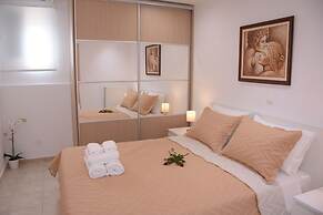Keratea Apartment Athens Airport