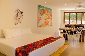 Casa Azul Maya