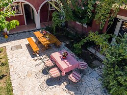 Liofyto Apartments