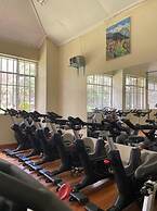 ROYALE KAREN HOTEL
